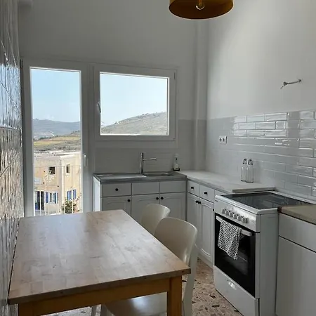 Apartment Lovely Two Bedroom Marpissa