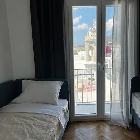 Lovely Two Bedroom Apartment Marpissa