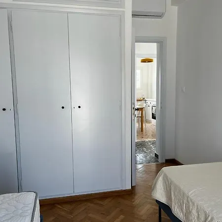 Apartment Lovely Two Bedroom Marpissa